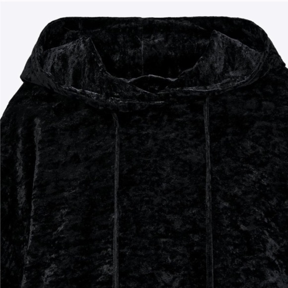 ZARA BNWT Hooded Velvet Sweatshirt with Front Pouch Pockets - Picture 2 of 4